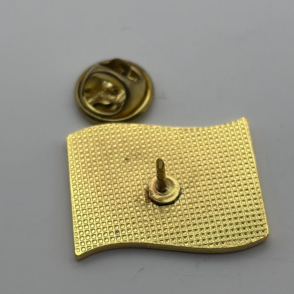 St. Kitts Island Flag‎ Travel Souvenir Lapel Hat Pin
